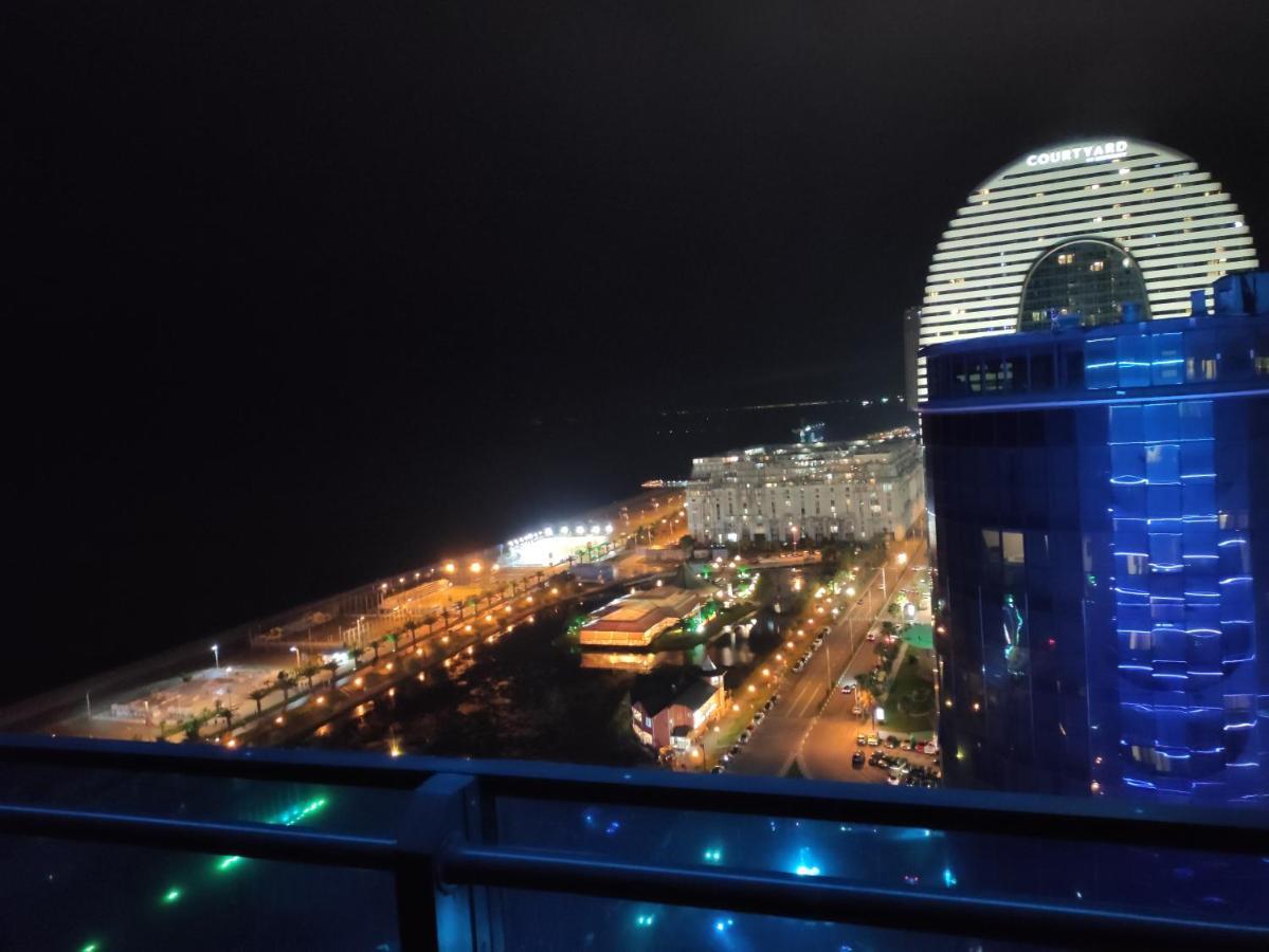 Orbi Cyti Apartment Batumi Exterior photo